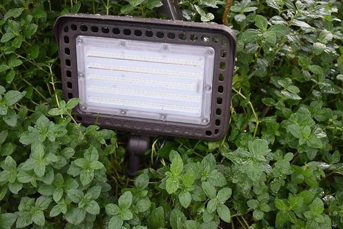 High Lumen 18W Led Security Flood Lights AC100-277V IP65 Waterproof For Backyard Area Security
