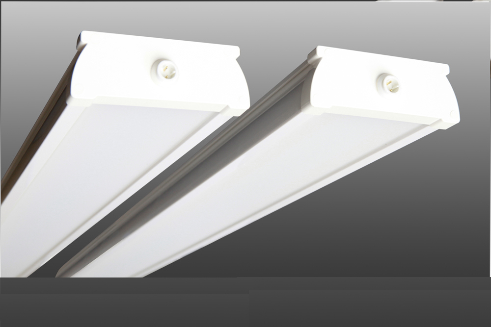 IK10 5ft 3CCT Switchable LED Hanging Light Tri Proof Light for Industrial and Commercial Use
